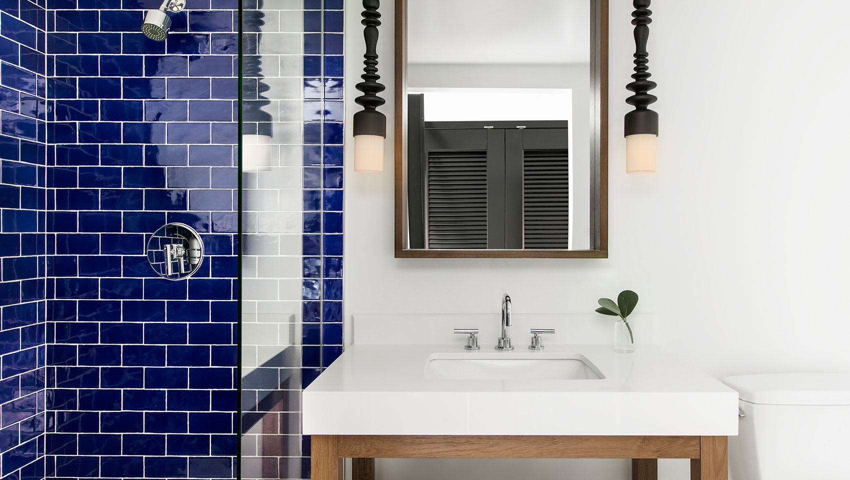 anglers studio terrace king bathroom