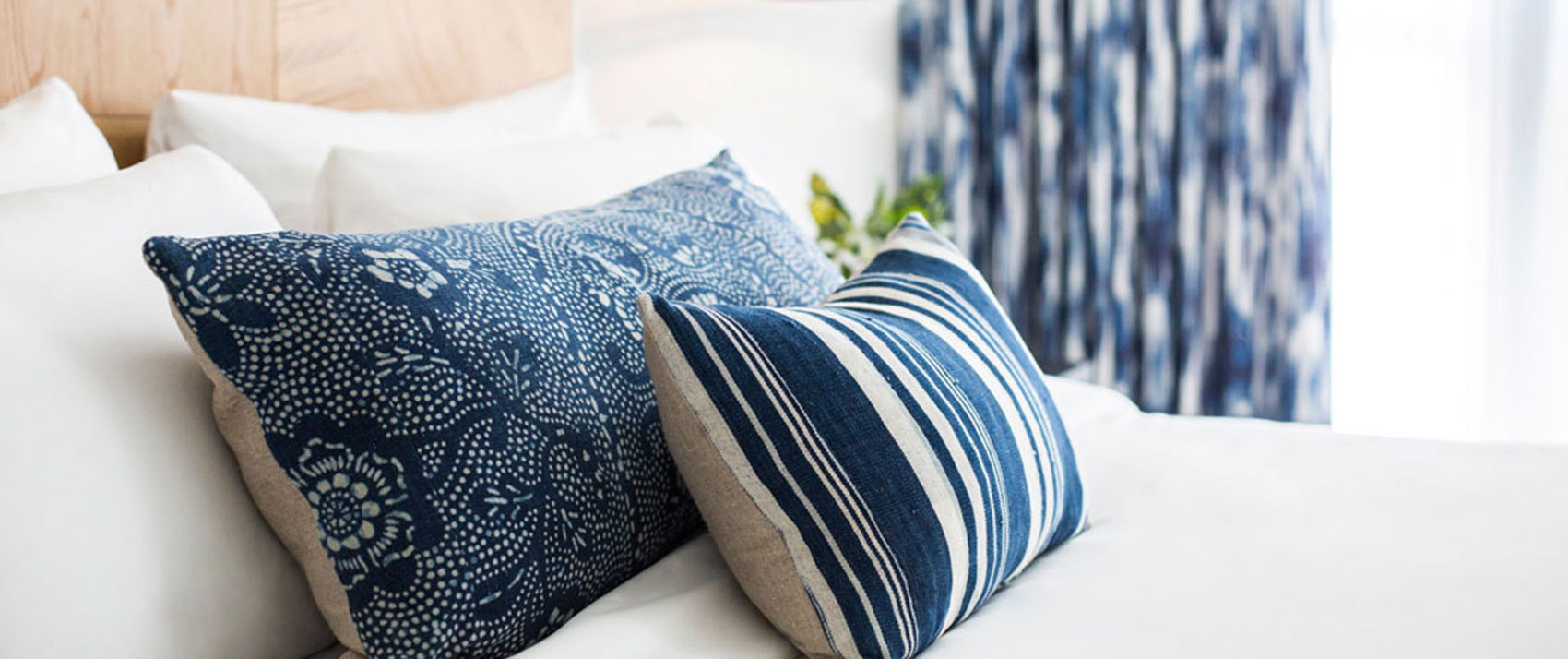 Kimpton Angler’s hotel guestroom